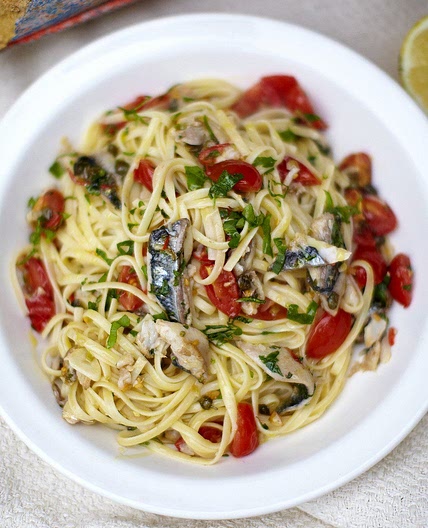Mediterranean-style herring linguine