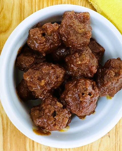 Grape Jelly and Chili Sauce Meatballs
