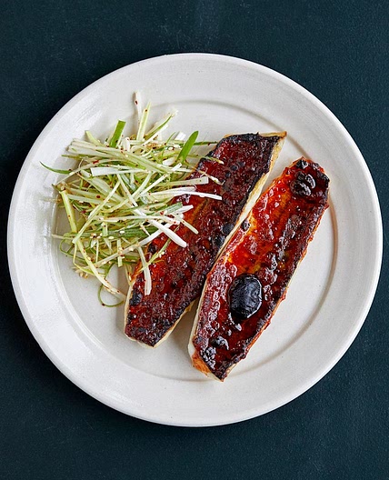 Grilled mackerel with Korean chilli