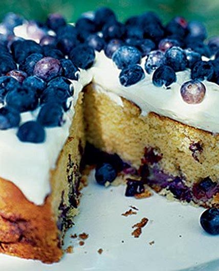 Blueberry cake with cream cheese frosting