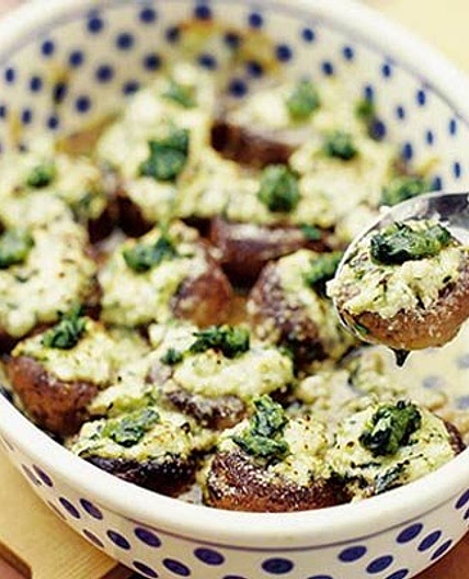 Baked mushrooms with ricotta & pesto