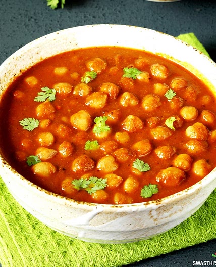 Authentic Chana Masala (Chickpea Masala)