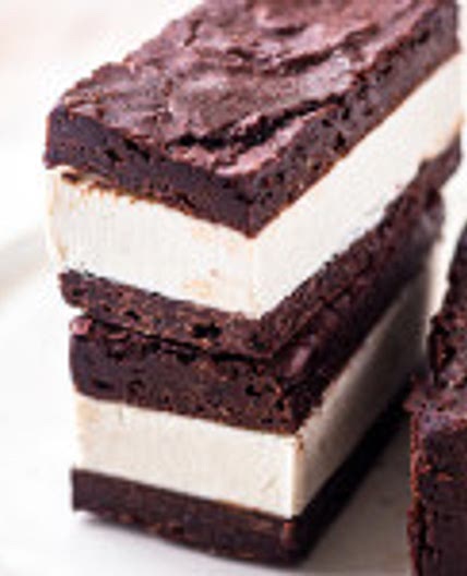 Vegan ice cream sandwich (classic)