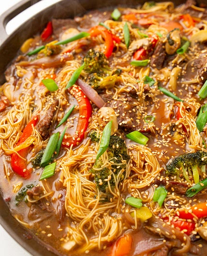 One Pan Beef Stir Fry with Noodles