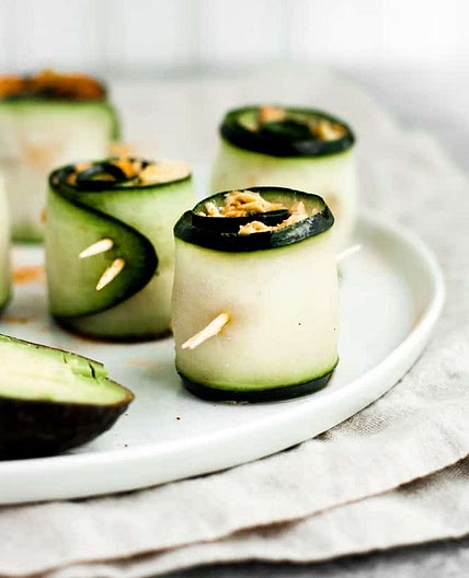 10-Minute Spicy Tuna Rolls