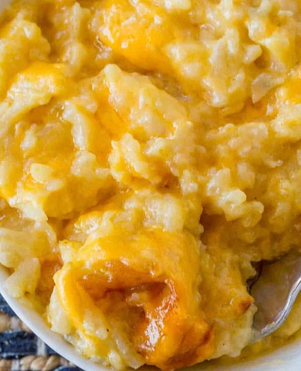Cheesy Crockpot Hashbrown Casserole