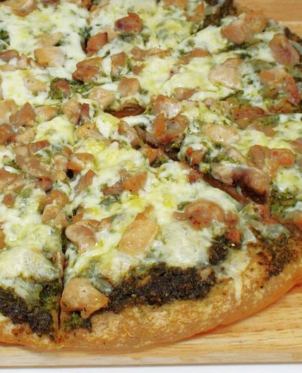 Homemade Chicken and Basil Pesto Pizza