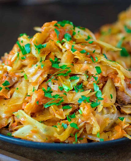 Cabbage Sauteed with Chicken