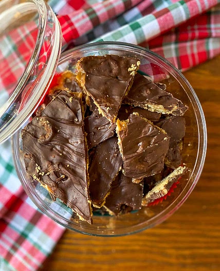 Chocolate Toffee Pretzel Bark
