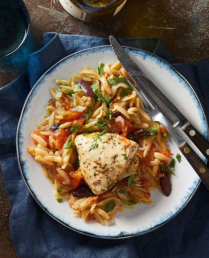 Slow-Cooker Chicken & Orzo with Tomatoes & Olives
