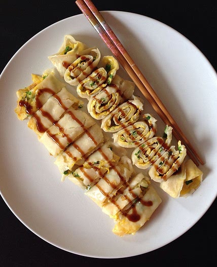 Dan Bing (Taiwanese Egg Crepe)
