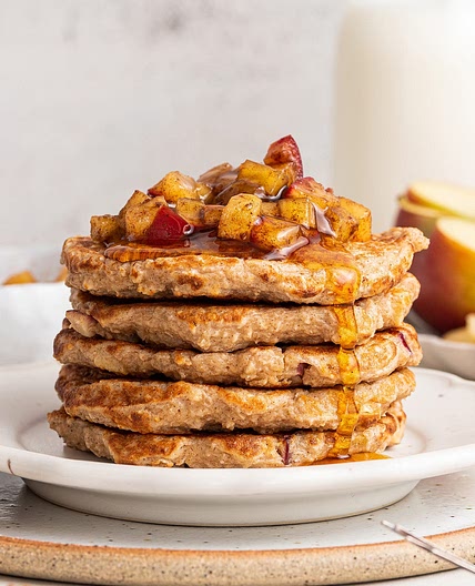 Healthy Apple Pancakes