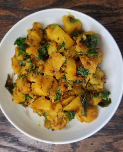 Instant Pot Indian Sukhe Aloo / Instant Pot Indian Style Stir-Fry Potatoes