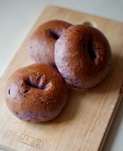 Blueberry bagels