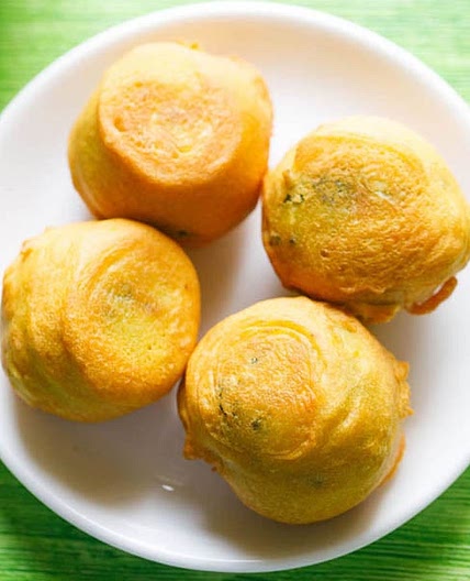 Aloo Bonda Recipe (Potato Bonda)