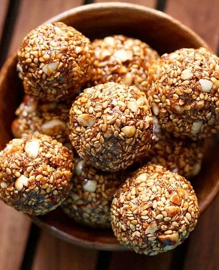 Til Ke Laddu | Sesame Laddu
