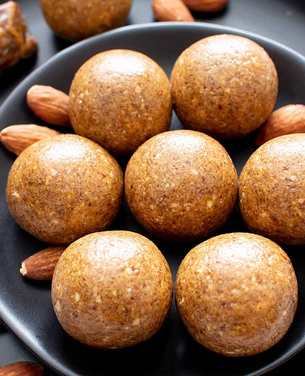 3 Ingredient Healthy No Sugar Added Paleo Energy Balls (Fruit-Sweetened, Vegan, Gluten Free, Dairy-Free)