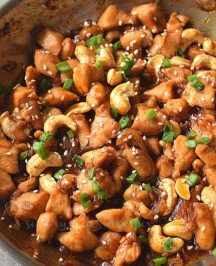 Try This Ultimate Cashew Chicken Stir Fry