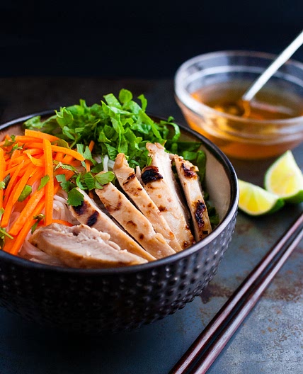 Vietnamese Grilled Chicken with Rice Vermicelli Noodles