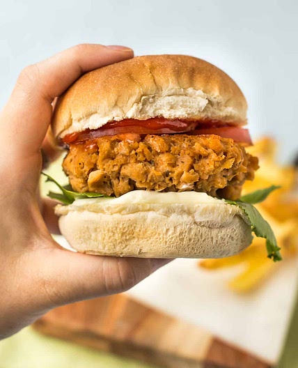 Vegan 'chicken' burgers