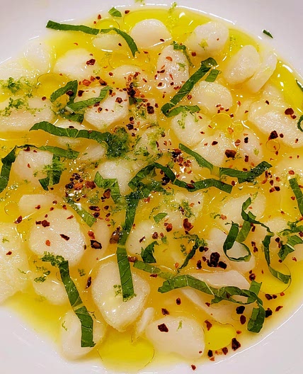 Scallop crudo