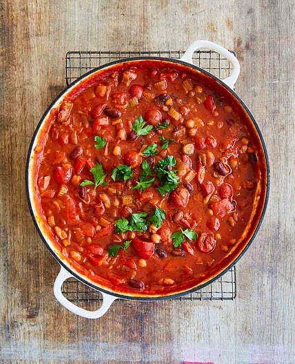 Buddy’s smoky beans