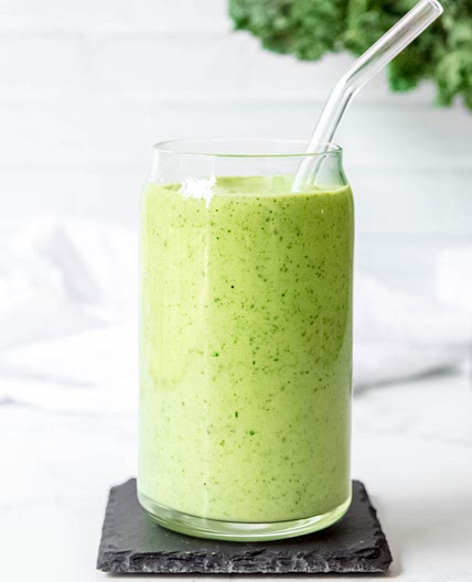 Low-Carb Banana Spinach Smoothie
