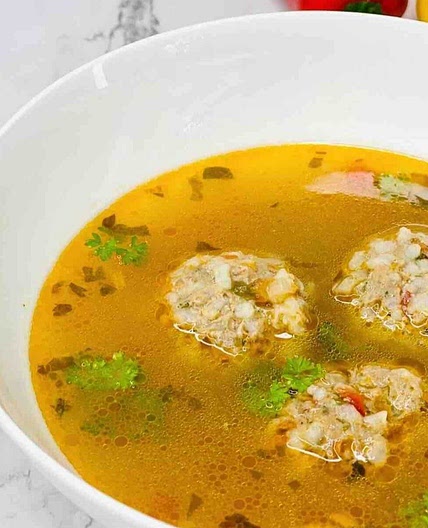 Romanian Meatball Soup (Ciorba de perisoare)