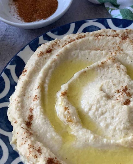 Hummus - Creamy Delicious Chickpeas