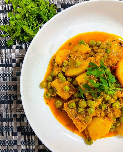 Pea Potato Curry (Alu Matar Sabzi)