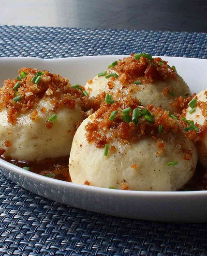 Kartoffelklöße (German Potato Dumplings)