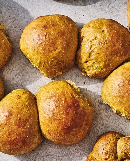 Golden Pumpkin Dinner Rolls