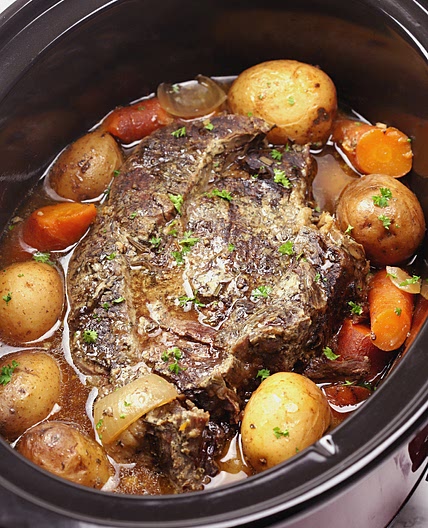 Slow Cooker Beef Roast with Potatoes and Carrots