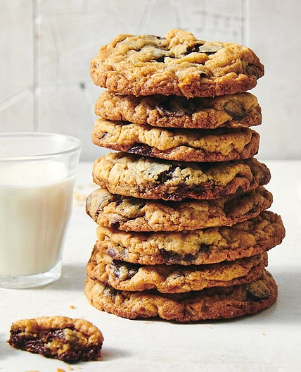 Chocolate Chip Oatmeal Cookies