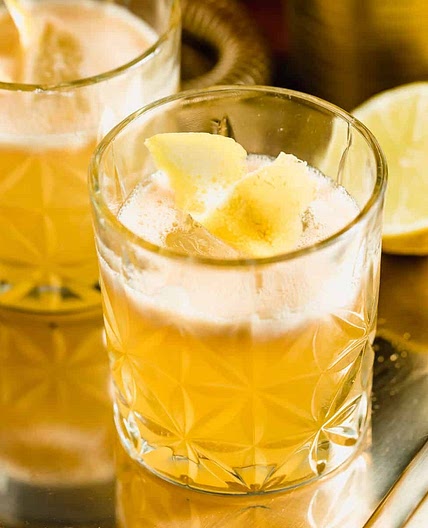Gold Rush Cocktail