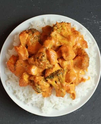 Simple Coconut Chicken Curry