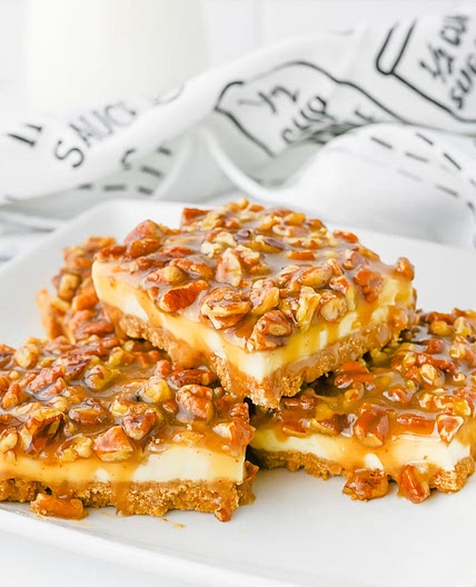 Pecan Pie Cheesecake Bars