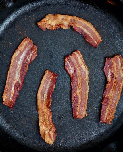 How to Cook Bacon in a Cast Iron Skillet