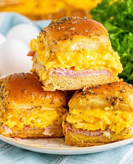 Ham, Egg and Cheese Breakfast Sliders