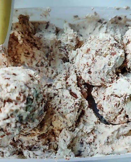 Lavender Stracciatella Ice Cream - A Fragrant Delight Only 4 Ingredients
