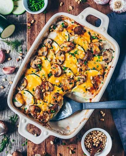 Veganes Kartoffelgratin (cremiger Kartoffelauflauf)