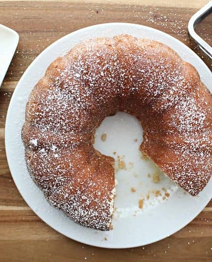 Old Fashioned 7 Up Pound Cake with a Lemon-Lime Glaze
