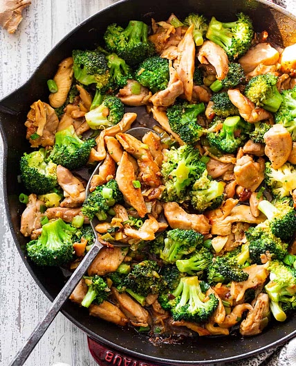 Paleo Chicken and Broccoli Stir Fry {Whole30, Keto}