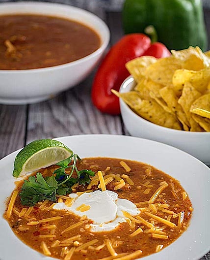 Slow Cooker Chicken Enchilada Soup