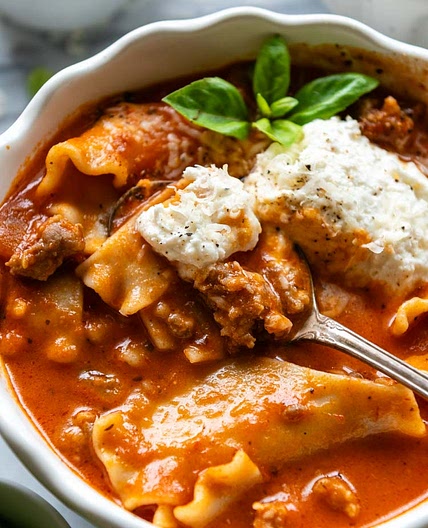 Crazy-Good Gluten-Free Lasagna Soup (30-Mins)