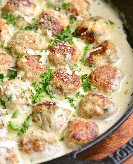 Turkey Meatballs In Creamy Garlic Parmesan Sauce