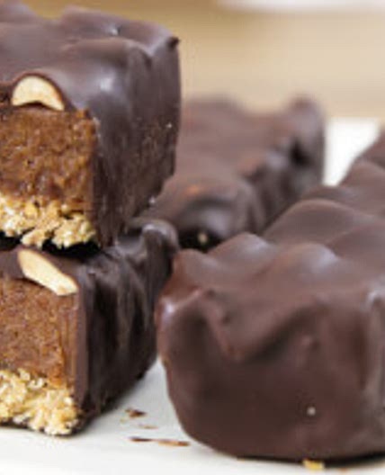 Healthy Homemade Snickers Bars
