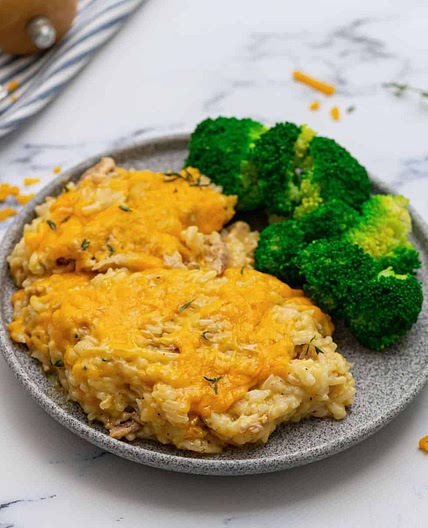 Cheesy Chicken and Rice Casserole
