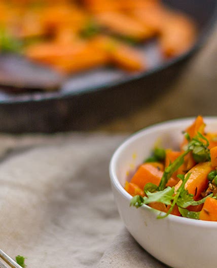 Cumin fried Carrot and Pea Curry