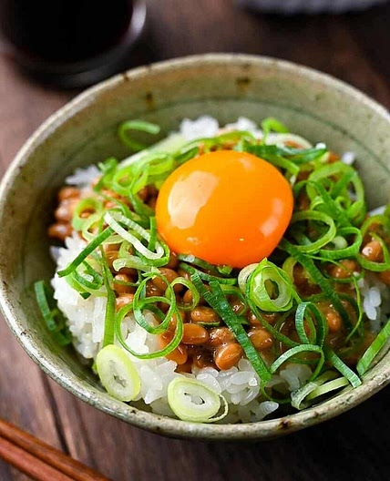 Natto Gohan (Japanese Fermented Soybeans on Rice)